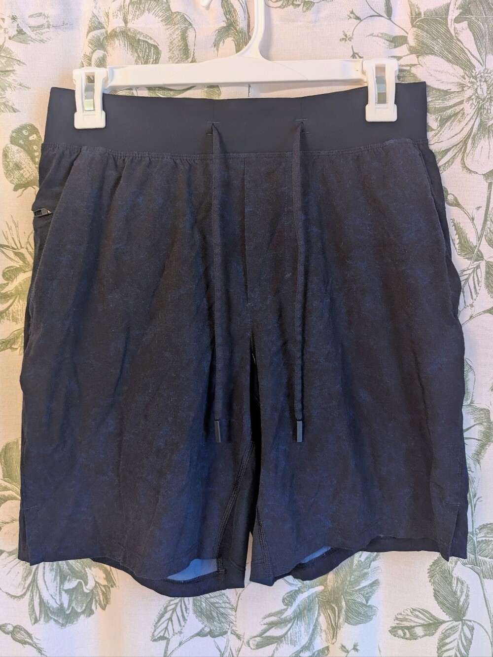 Lululemon Men's Athletic Shorts 7 Inch Inseam